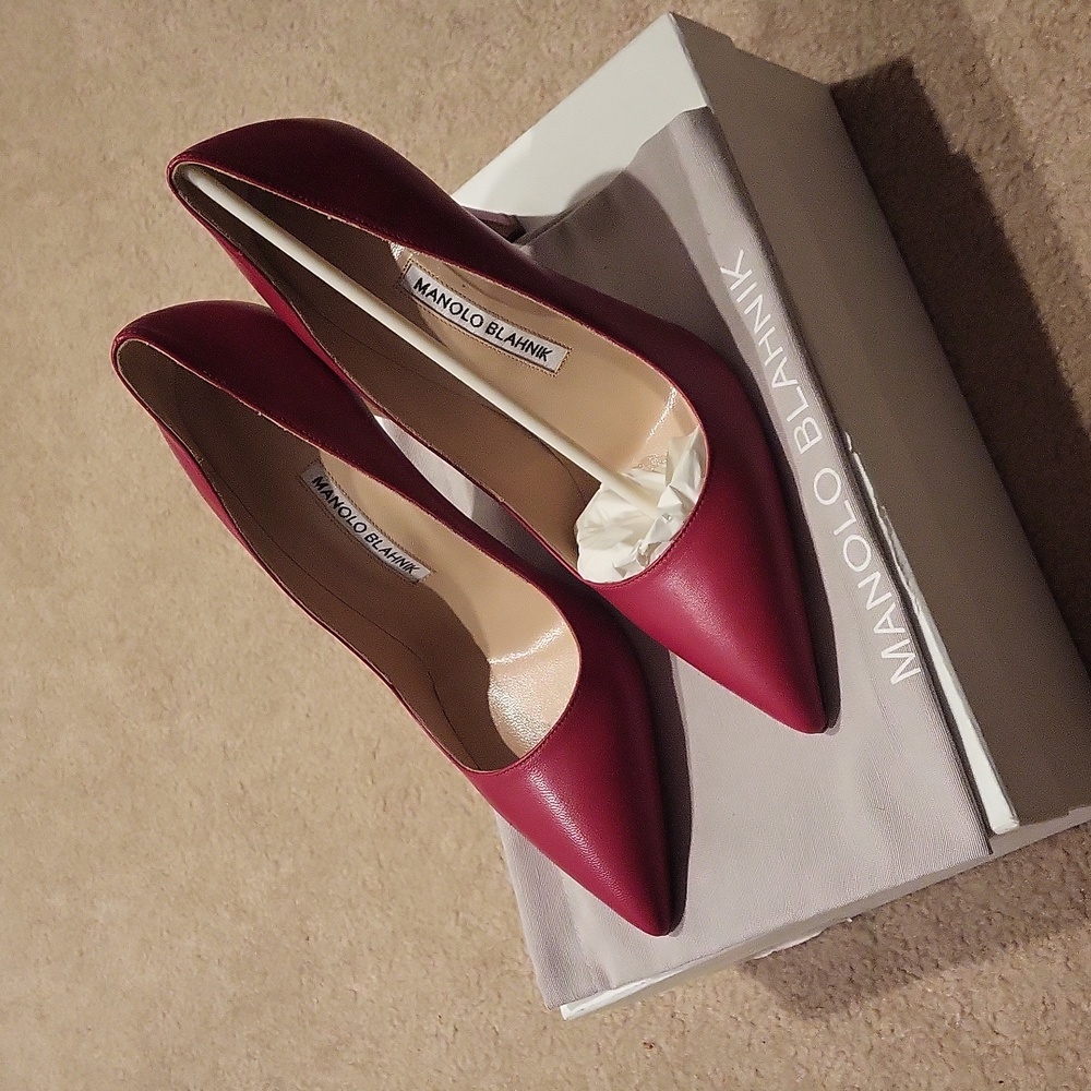 Manolo Blahnik red heels size 38.5